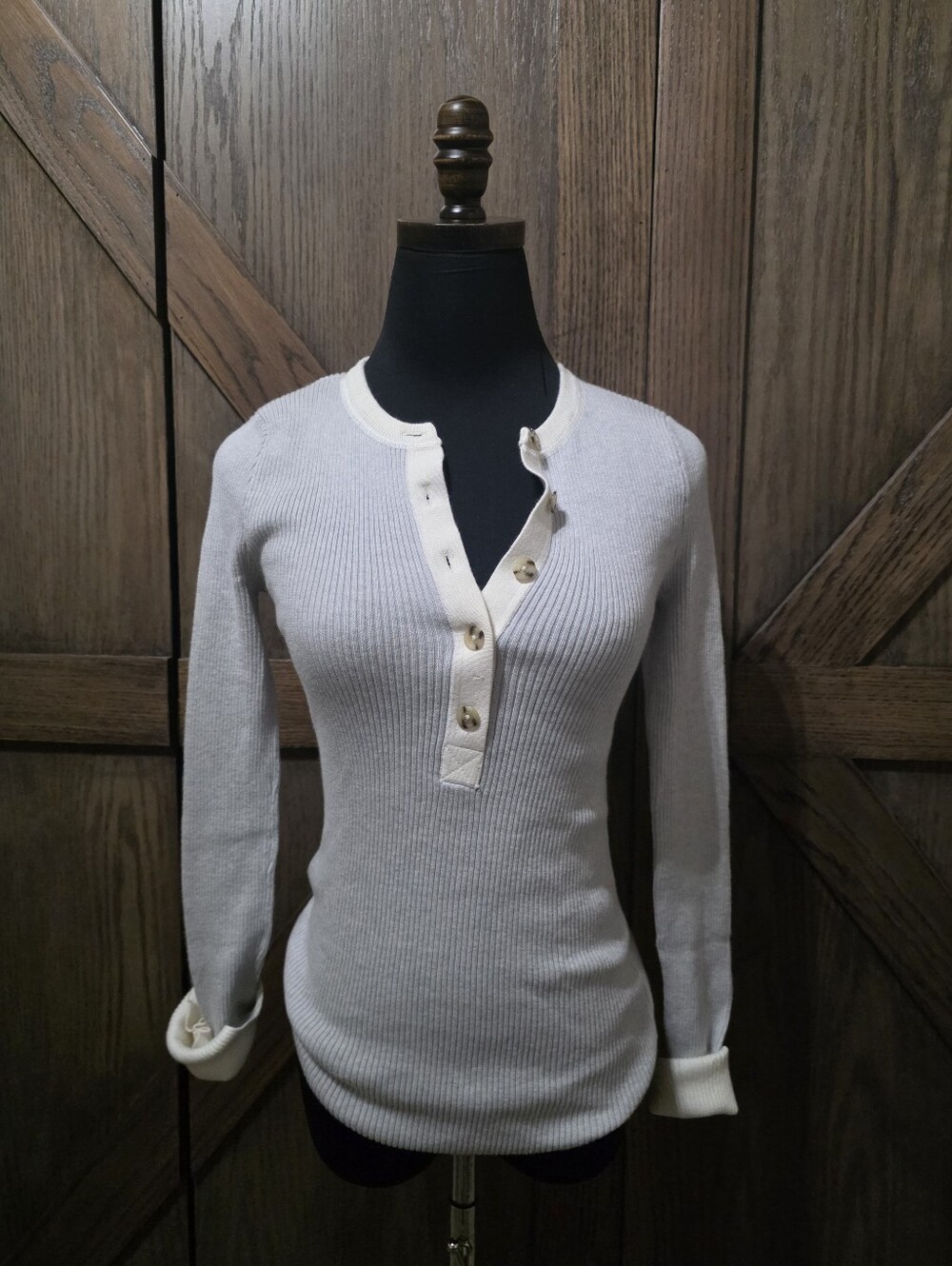 Faherty Cream Ribbed Scoop Henley Sweater